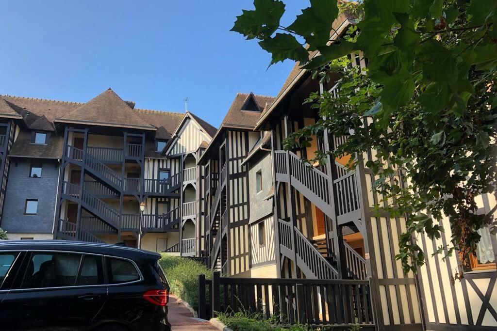 Deauville...Attitude ภายนอก รูปภาพ